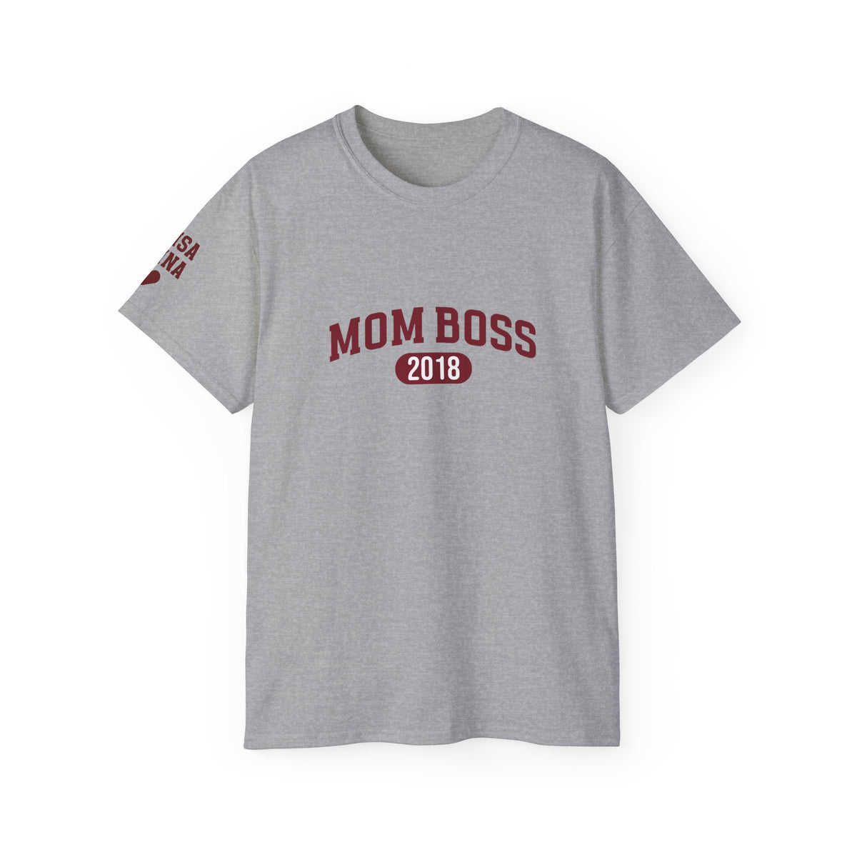 T-Shirt Mom Boss and first names on sleeve