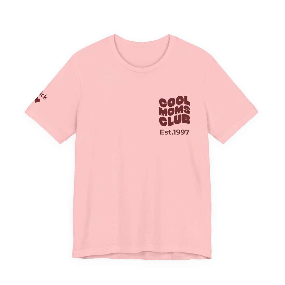 T-Shirt Cool moms club and first names on sleeve