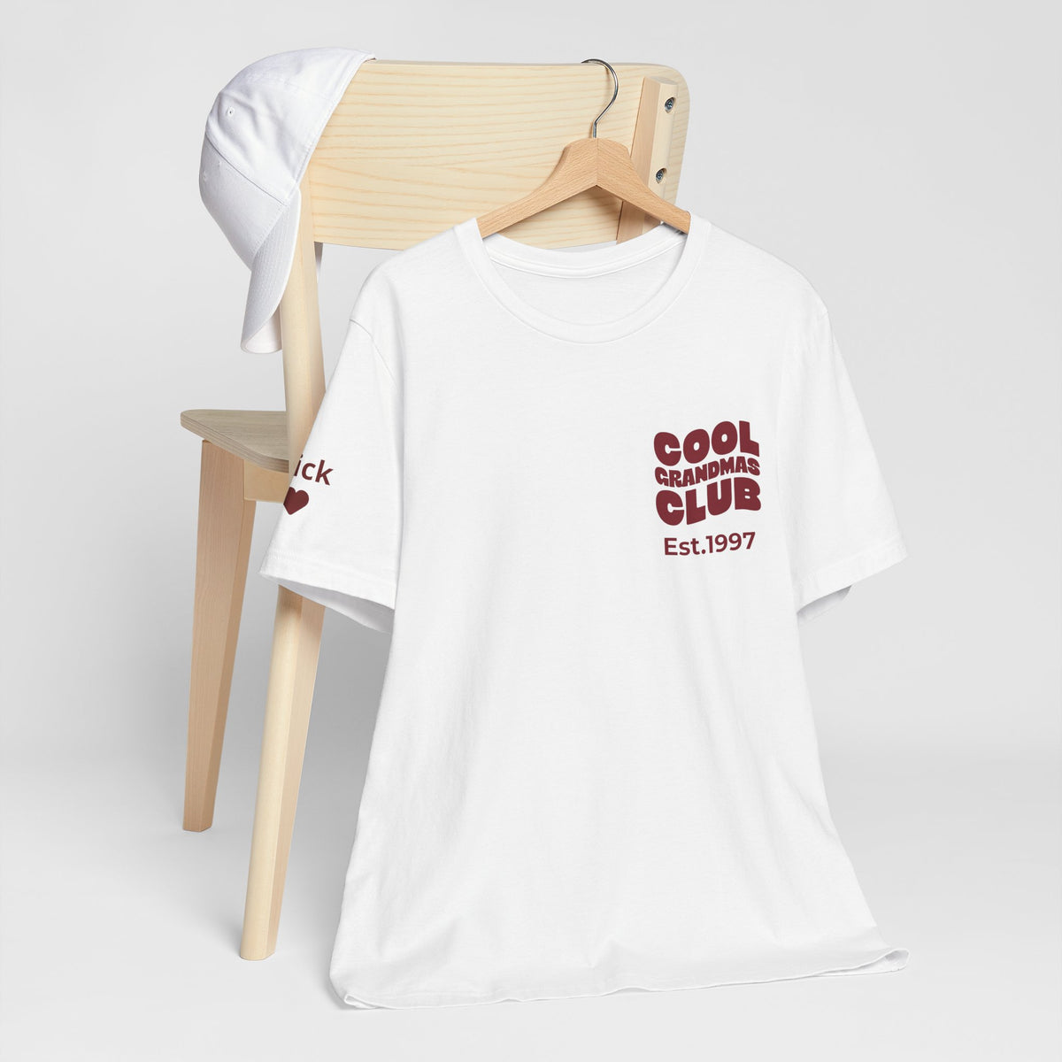T-Shirt Cool Grandmas Club and Grandchildren's Names on Sleeve