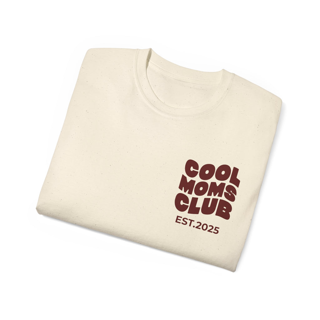 T-Shirt Cool moms club and first names on sleeve