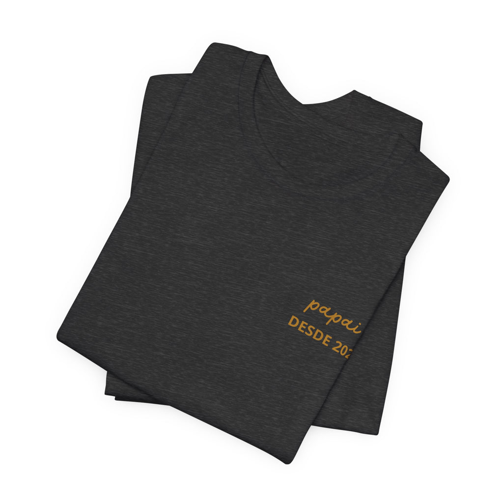 Camiseta Papai com Data Estampada no Peito e Nomes na Manga